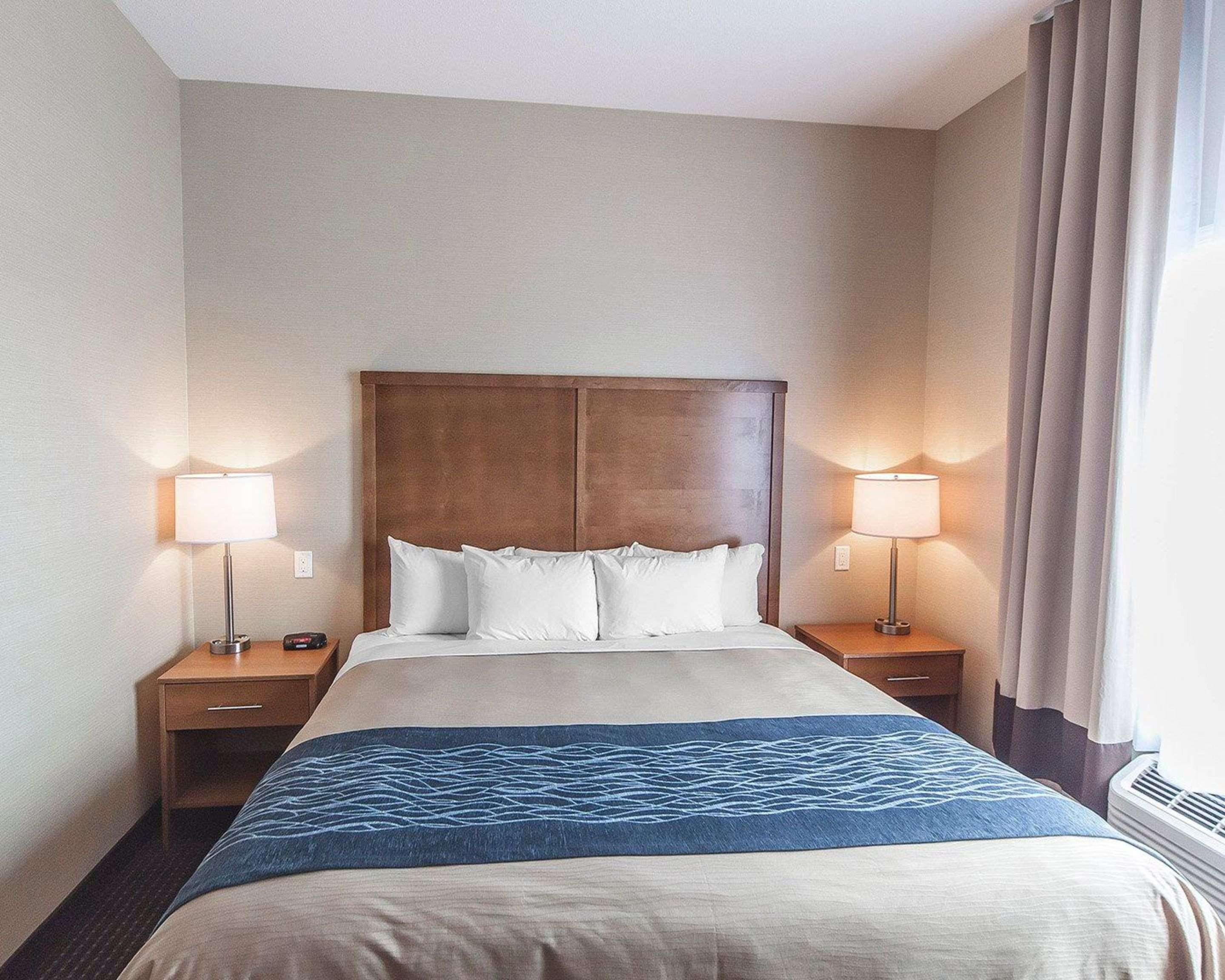 Hotel Comfort & Bonnyville